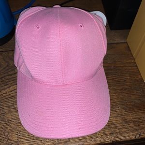 NWT pink fitted cap size 7 3/8